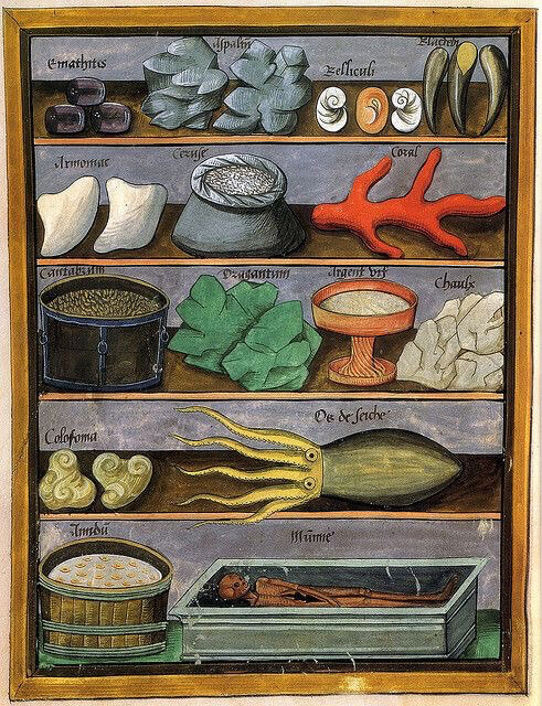 Средневековая полка